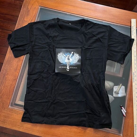 NEW UNISEX Sound Activated LED T-Shirt Light Up Flashing T-Shirt MICHEAL JACKSON - Picture 1 of 12
